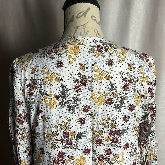 Old Navy Womens Dress Medium White Flower Flowy Boho Cottagecore Vacation Office - Picture 4 of 6